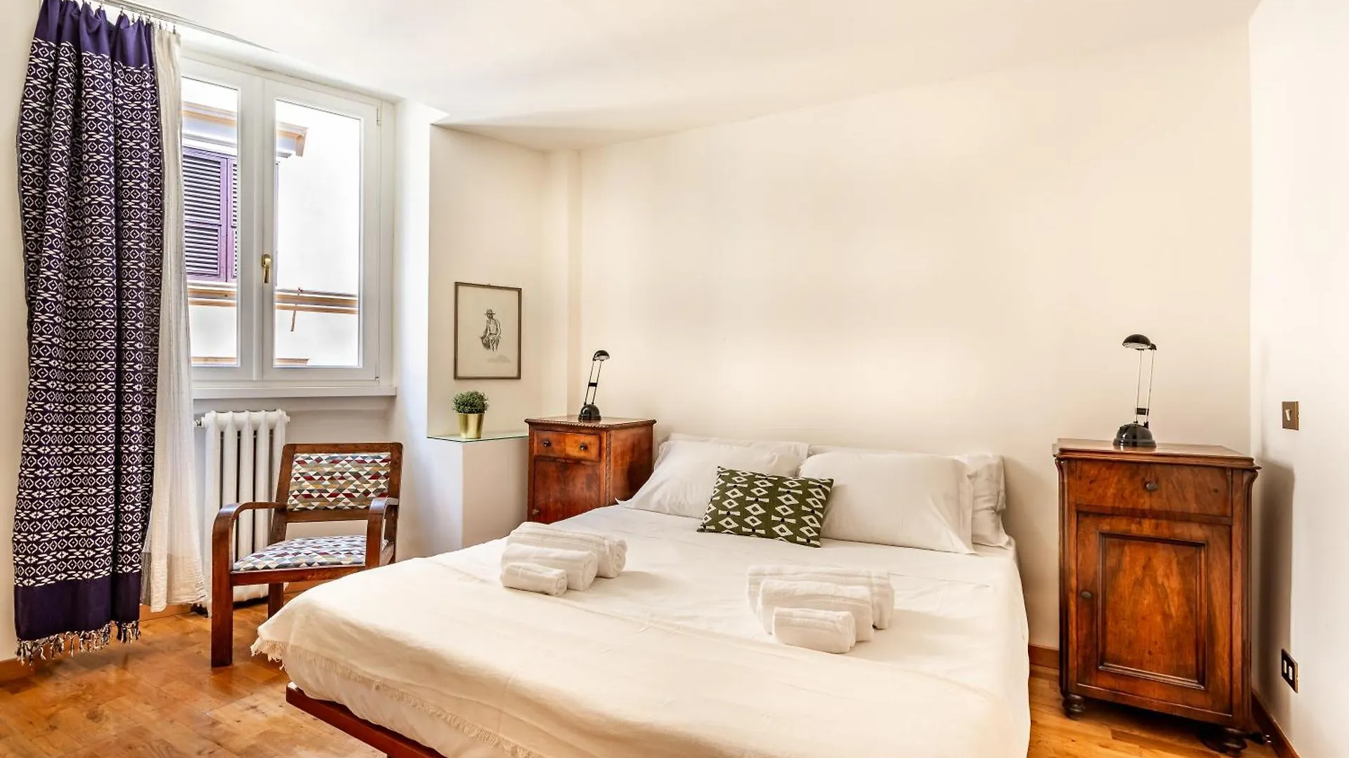 Iflat Lovely 2 Bedroom Apartment In Rione Monti Rome